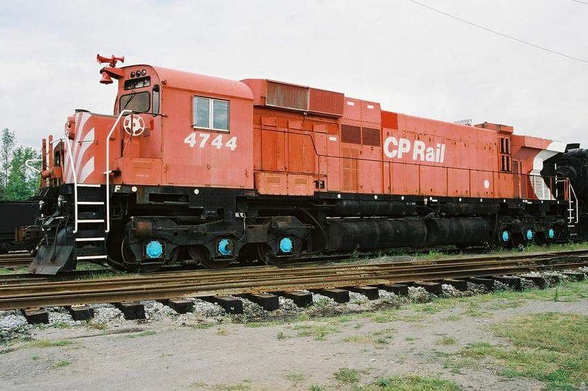 CP 4744 (ALCO M640): The GreatRails North American Railroad Photo