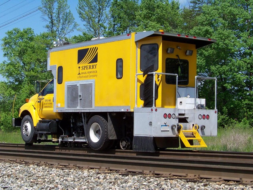 Sperry Rail Service # 960 ( MOW Truck ): The GreatRails North American ...