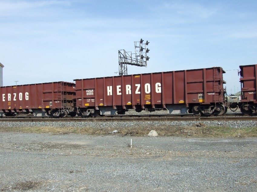 HZGX 8585 ballast car The GreatRails North American Railroad Photo Archive