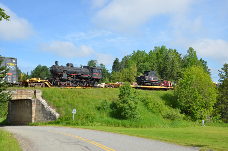 Belfast & Moosehead equipment crossing US Border The GreatRails North