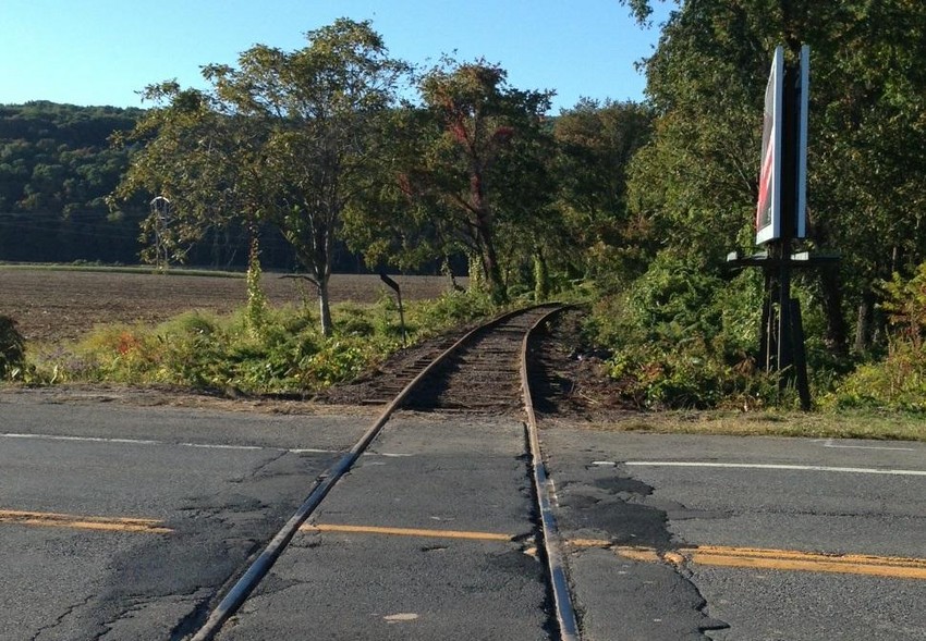 View West from Route 209, MP 5.42 The GreatRails North American