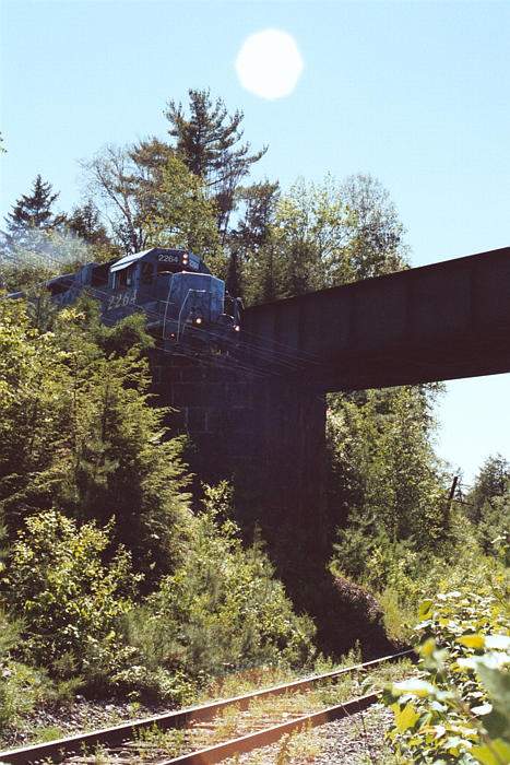 BAR Train 222 w/LLPX 2264 Crossing the NBSR: The GreatRails North ...