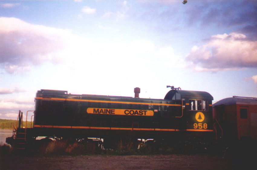 Posing: The GreatRails North American Railroad Photo Archive