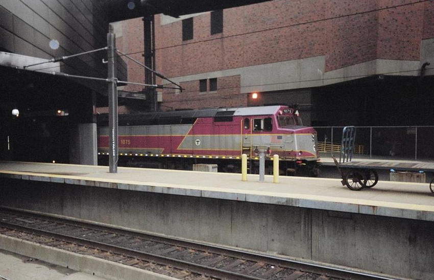 1075 at SS: The GreatRails North American Railroad Photo Archive