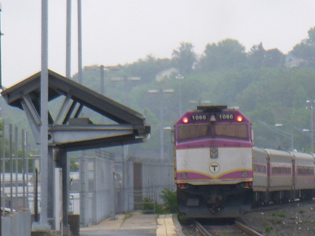 MBTA F40PH-2C 1066 Leaving Worcester Union Station: The GreatRails ...