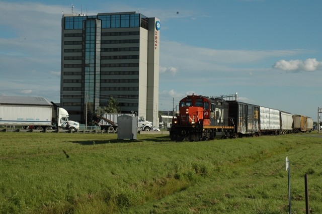 Even big truck have stopped: The GreatRails North American Railroad ...