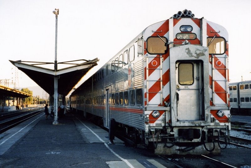 Caltrain Cab-Control: The GreatRails North American Railroad Photo Archive