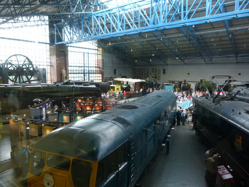 A view of the main hall: The GreatRails North American Railroad Photo ...