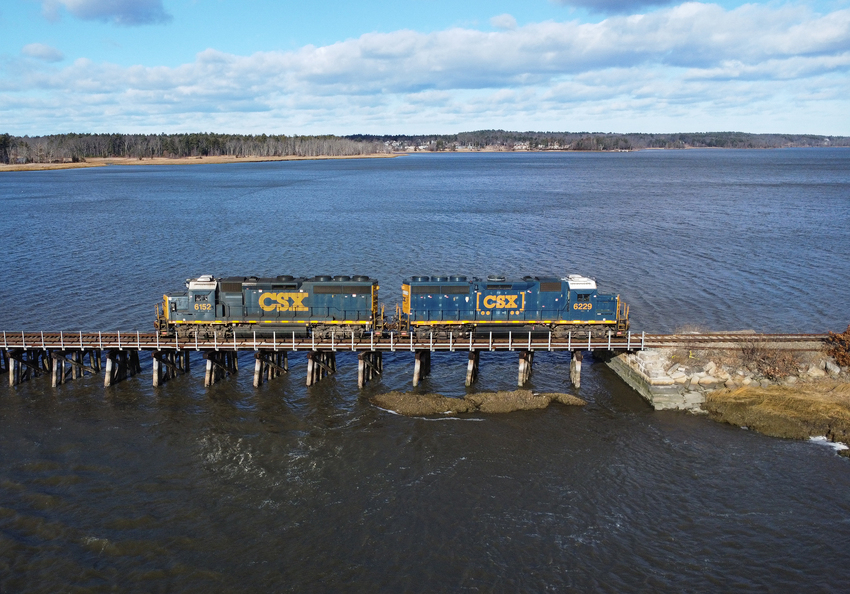L063 at Great Bay: The GreatRails North American Railroad Photo Archive